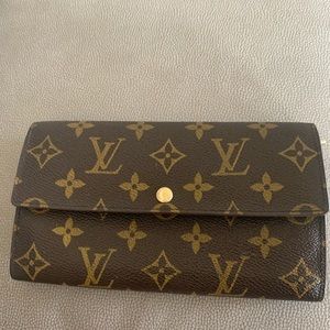 Authentic LV Wallet Pre-Owned
